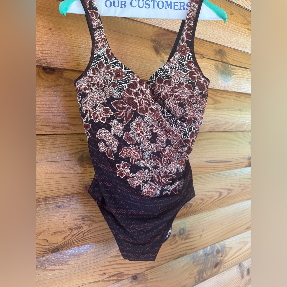 Miraclesuit It’s a Wrap one piece swimsuit